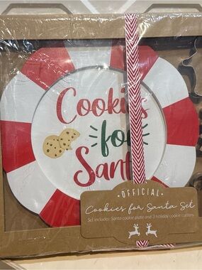 Mud Pie Cookies for Santa Red, White & Green Plate Set